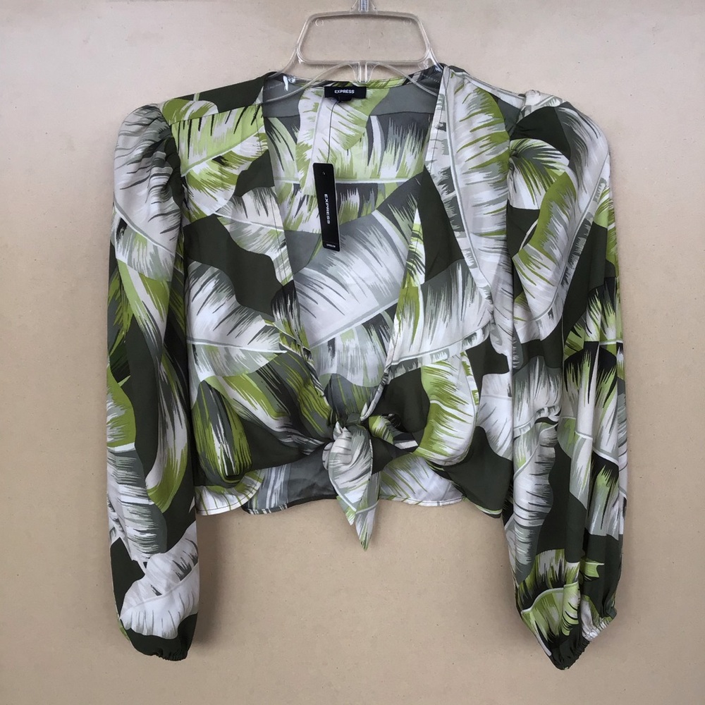 New Express womens green leafy tie up top size XS long sleeves very breathable